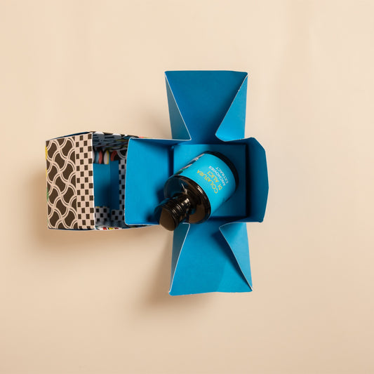 Confezione regalo aperta della colatura di alici