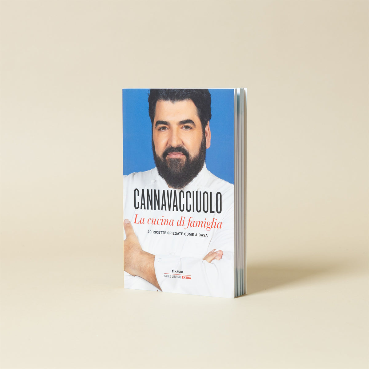 Libro La cucina di famiglia di Antonino Cannavacciuolo, copertina