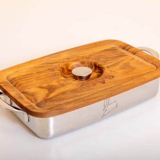 Dettaglio del coperchio in legno della lasagnera Patrimonio