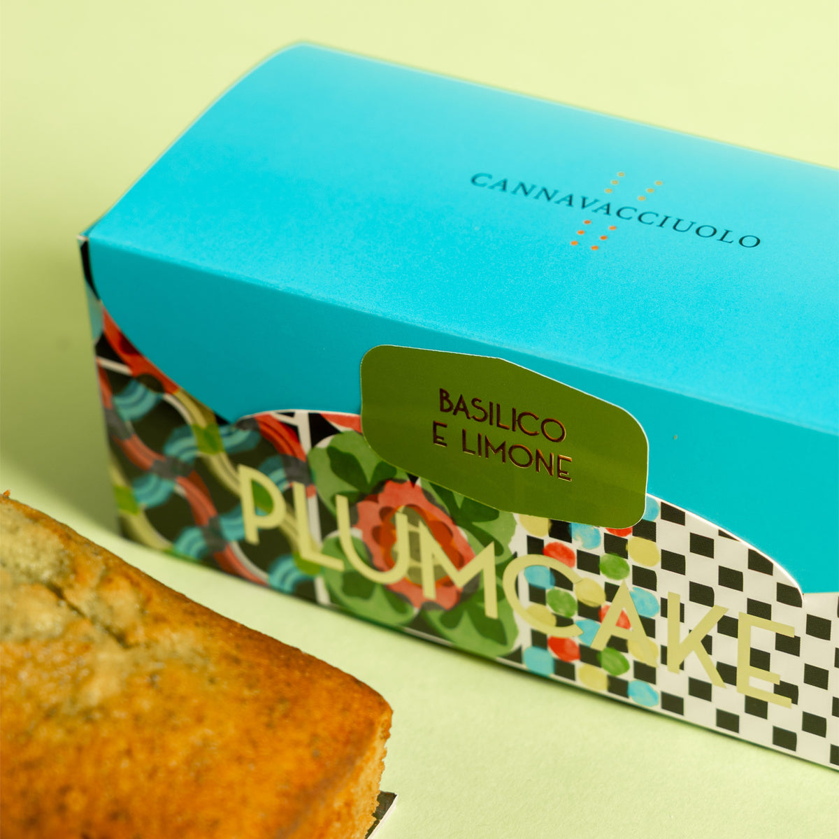 Confezione del plumcake al basilico e limone Cannavacciuolo