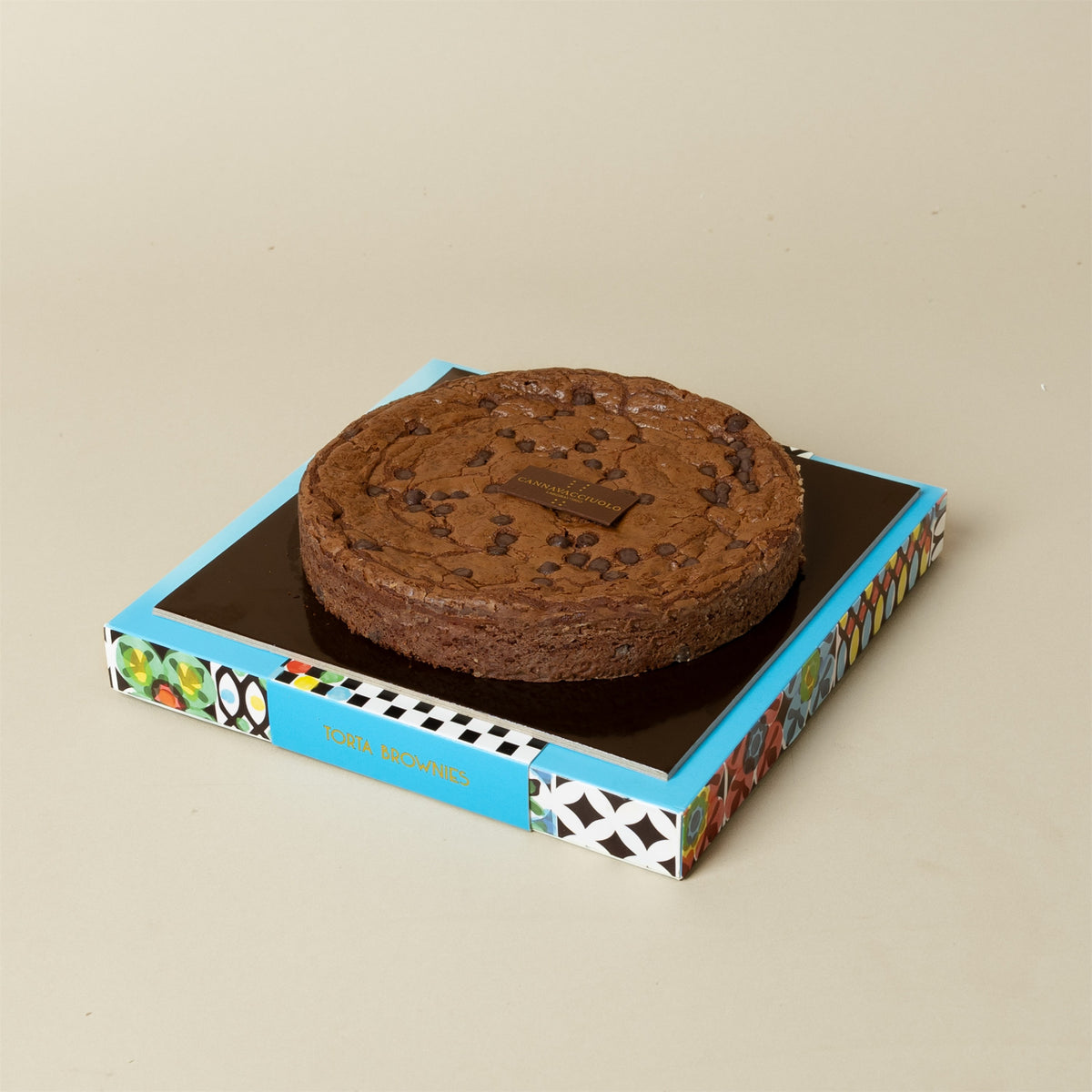 Torta brownie nella confezione Cannavacciuolo